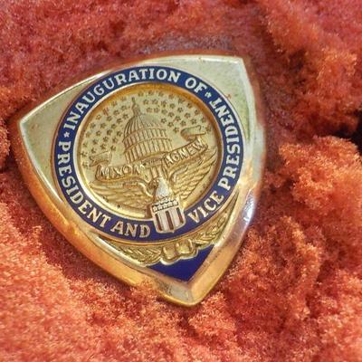 1973 Inauguration of President and Vice President of USA cuff links.