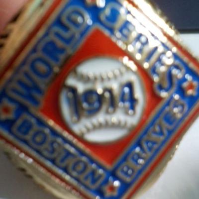 Copy of the famous World Series Boston Braves 1914 ring.