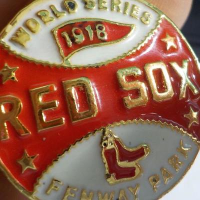Copy of Red Sox 1918 world series ring. Babe Ruth.