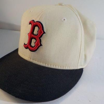 Boston Red Sox wool cap.