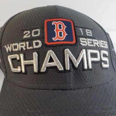 2018 world series Boston red soc players cap.