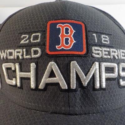 2018 world series Boston red soc players cap.