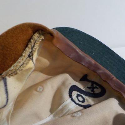 White sox actual vintage cap with real leather band.