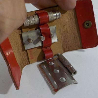 "Mini Gillette Carry female leg razor,purse style". 