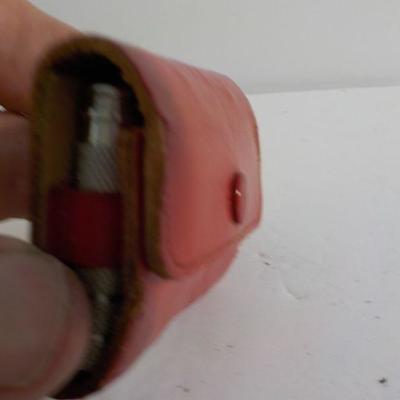 "Mini Gillette Carry female leg razor,purse style". 