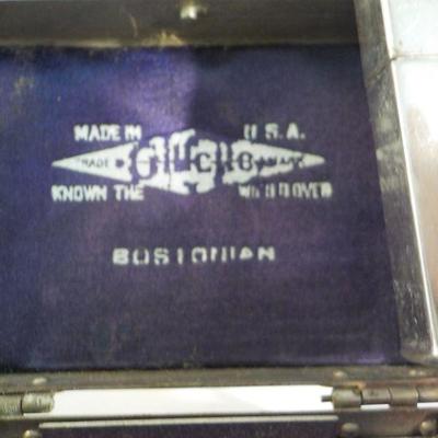 :" Vintage Bostonian Gillette Razo 1900's"