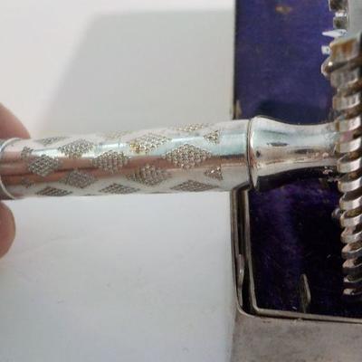 :" Vintage Bostonian Gillette Razo 1900's"