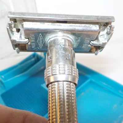 " Gillette Adjustable Razor with case.