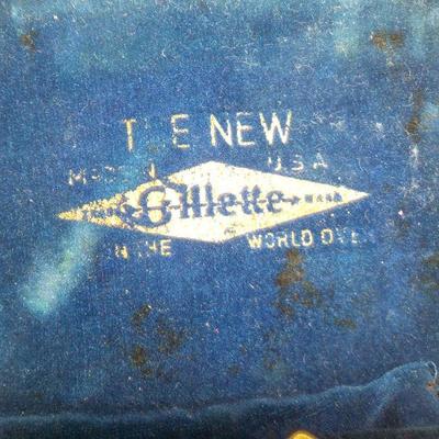 "Vintage Gillette Gold  Razor".. 