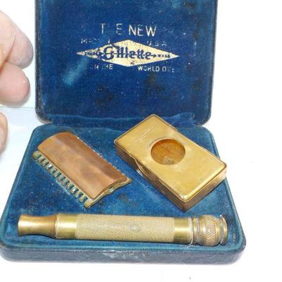 "Vintage Gillette Gold  Razor".. 