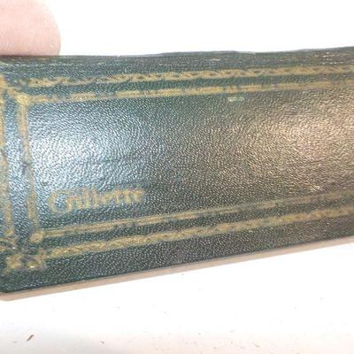 "Vintage Gillette Balanced razor" 1900's.