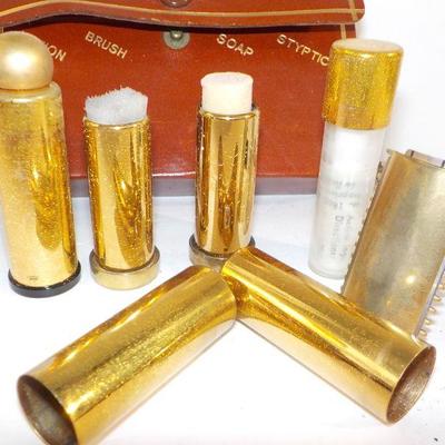 Rare " Vintage Complete travel Case with razor"
