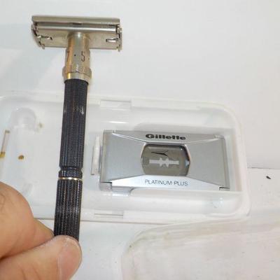 " Gillette Platinum Plus adjustable razor".