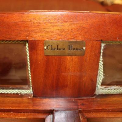 Chelsea House Collectables Display Curio Coffee Table