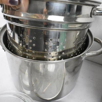 5 pc Cooking: 3 Metal Pans & 2 Glass/Metal Lids