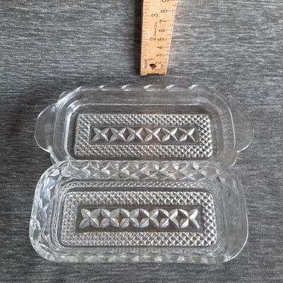 Vintage butter dish     (LOT 43)