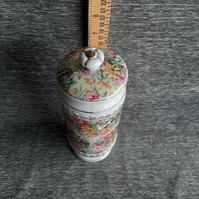 Vintage Tilso porcelain   (LOT 53)