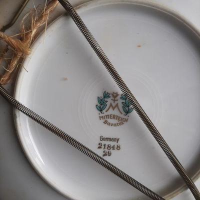 Vintage lot of 3   (LOT 59)
