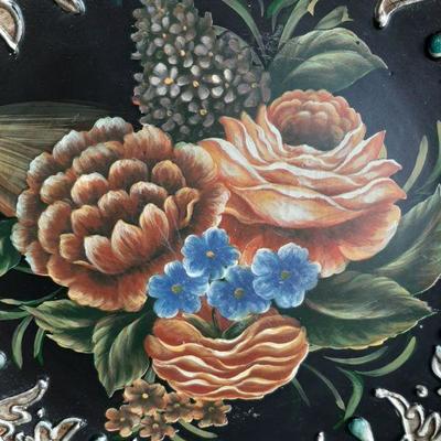 Vintage hand painted   (LOT 62)
