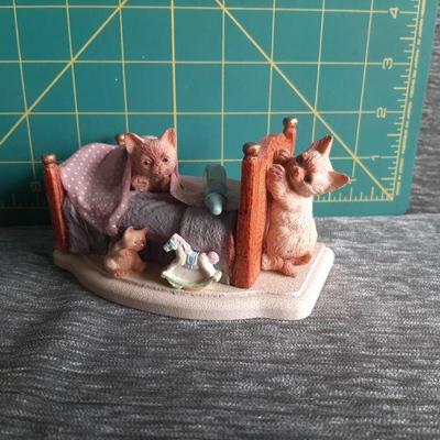 Vintage Ceramic    (LOT 88)