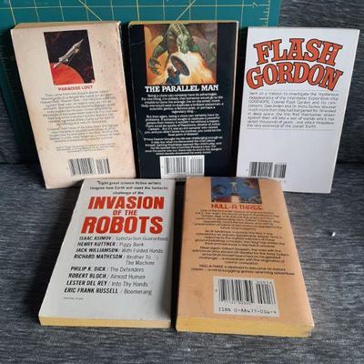 Vintage lot of 5   (LOT 92)