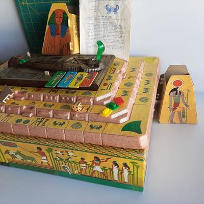 Vintage Milton   (LOT 113)