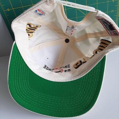 Vintage Sport    (LOT 126)