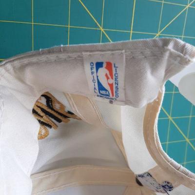 Vintage Sport    (LOT 126)