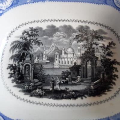 Vintage bowl     (LOT 140) 
