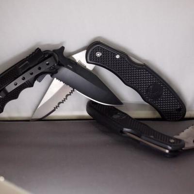 3 Lock Blade 3 1/2 inches 61 