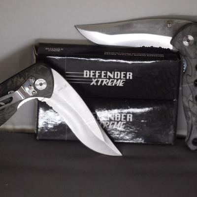2 Lock Blade Knives  63