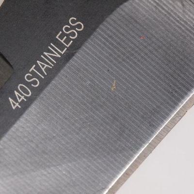 2 Lock Blade Knives  64