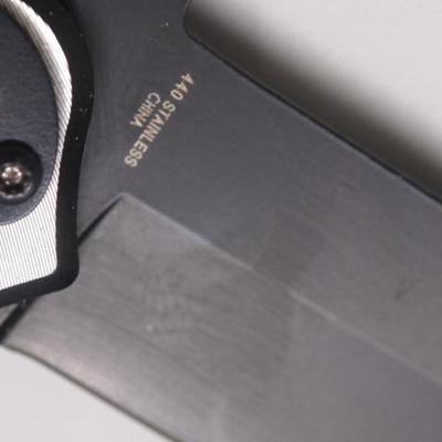 2 Lock Blade Knives  65