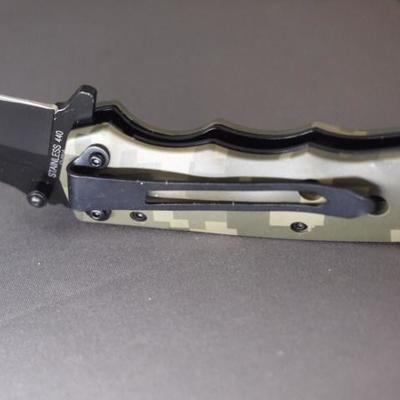 2 Lock Blade Knives  66