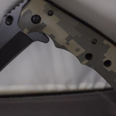 2 Lock Blade Knives  66