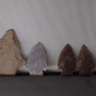 Indian Arrow/Spear Points  70
