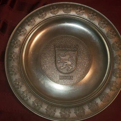 8.5" plate