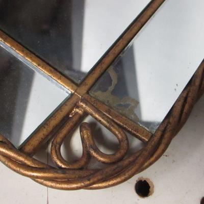 Lot 10 - Decorative Home Decor Items 