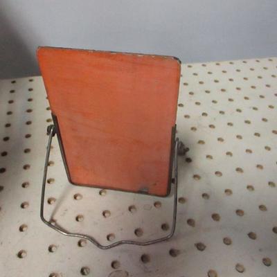 Lot 10 - Decorative Home Decor Items 