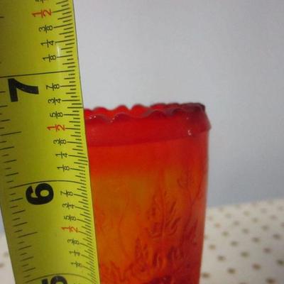 Lot 22 - Carnival Glass Vase