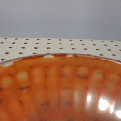 Lot 25 - Carnival Glass Dish