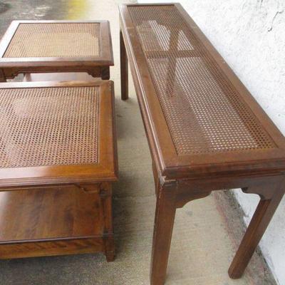 Lot 33 - Ethan Allen Furniture 