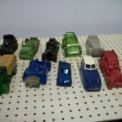 Lot 35 - Avon Cars