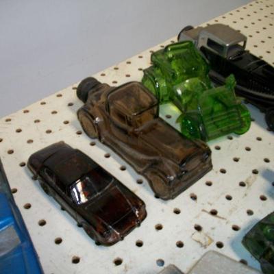 Lot 36 - Avon Cars 