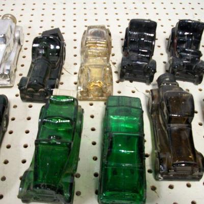 Lot 39 - Avon Cars