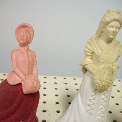 Lot 44 - Avon Bottles