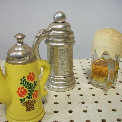 Lot 46 - Avon Bottles