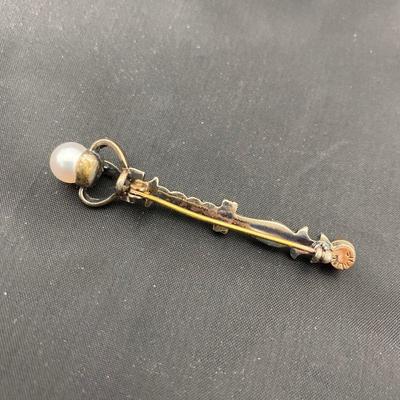 .23. Vintage Scottish Scepter Brooch 