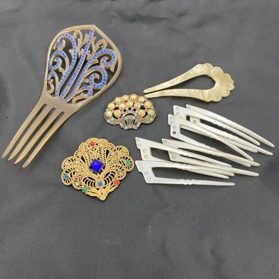 .50. Celluloid & Brooch Lot