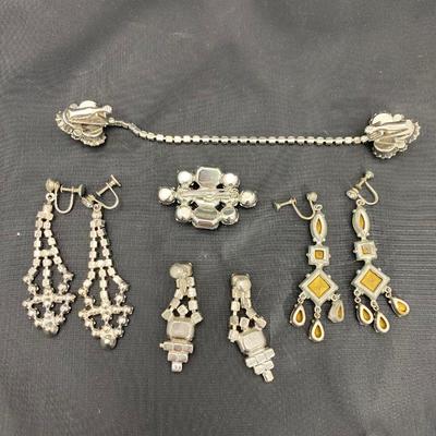 .62. Rhinestone Must-Haves!